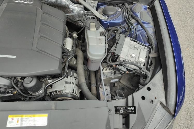 Used Audi A6L 2019 45 TFSI Prestige Dynamic Edition Engine Bay Left