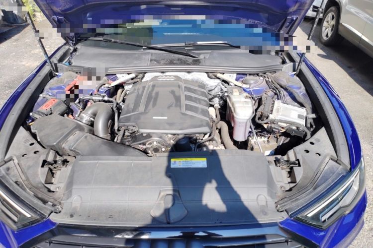 Used Audi A6L 2019 40 TFSI Luxury Dynamic Model Engine Bay