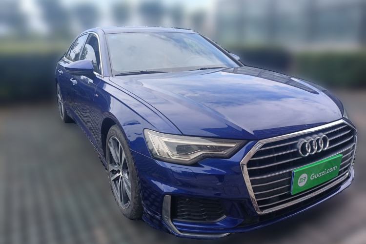 Used Audi A6L 2019 40 TFSI Luxury Dynamic Model Front Right 45 Deg