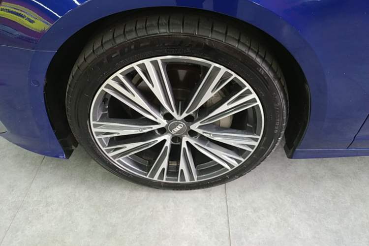 Used Audi A6L 2019 45 TFSI quattro Prestige Dynamic Edition Left Front Wheel Hub
