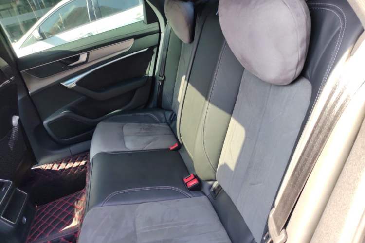 Used Audi A6L 2019 40 TFSI Luxury Dynamic Model Left Rear Seat