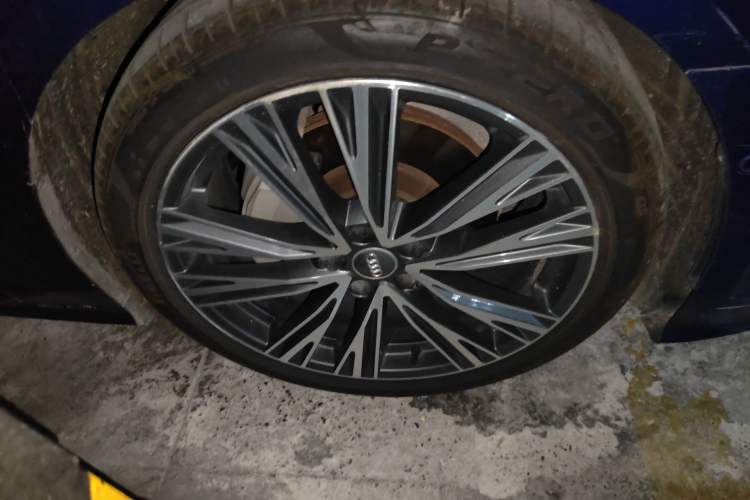 Used Audi A6L 2019 45 TFSI quattro Prestige Dynamic Edition Right Front Wheel Hub