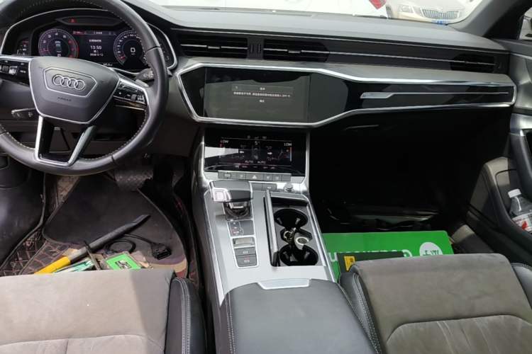 Used Audi A6L 2019 40 TFSI Luxury Dynamic Model Audio And AC Panel
