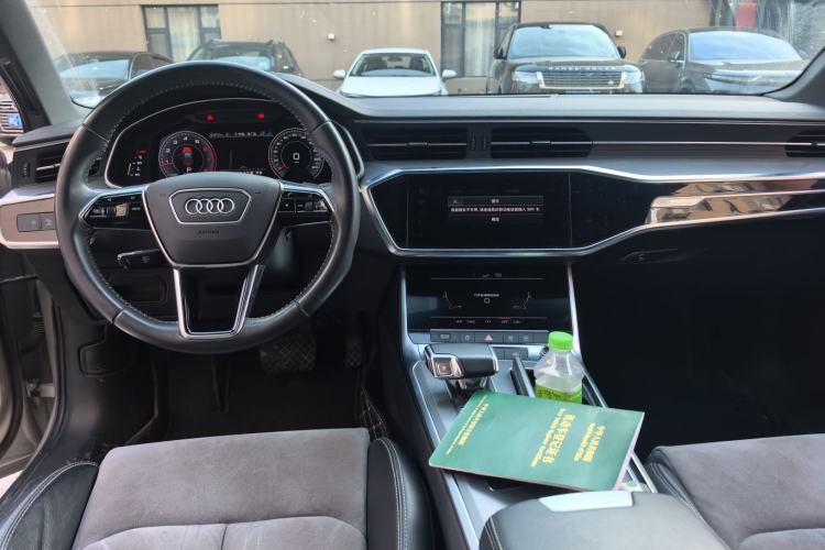 Used Audi A6L 2019 40 TFSI Luxury Dynamic Model Center Console