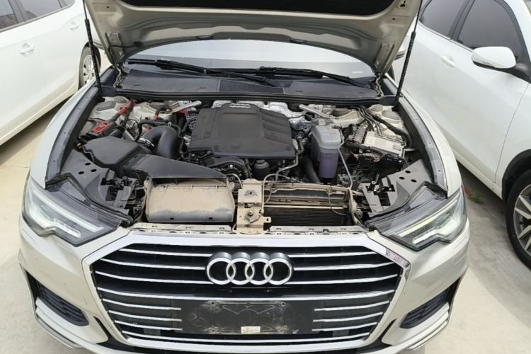 Used Audi A6L 2019 40 TFSI Luxury Dynamic Model Engine Bay
