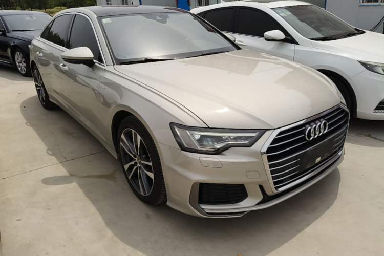 Used Audi A6L 2019 40 TFSI Luxury Dynamic Model Front Right 45 Deg
