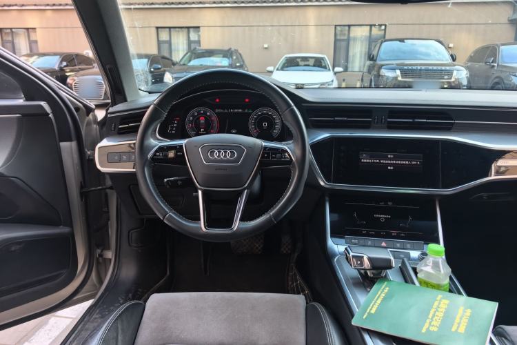 Used Audi A6L 2019 40 TFSI Luxury Dynamic Model Steering Wheel