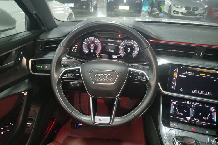 Used Audi A6L 2019 40 TFSI Luxury Dynamic Model Steering Wheel