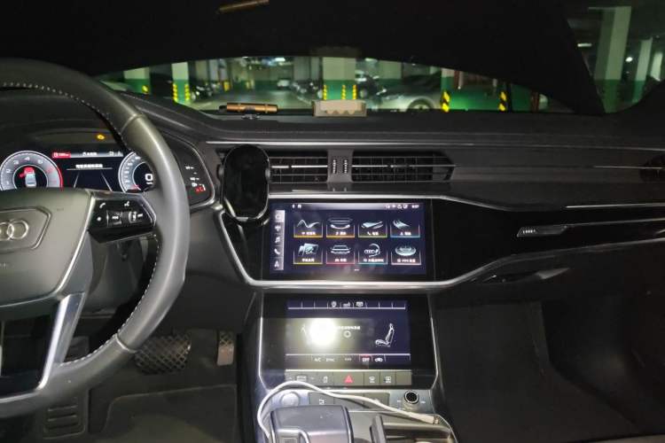 Used Audi A6L 2019 40 TFSI Luxury Dynamic Model Audio And AC Panel
