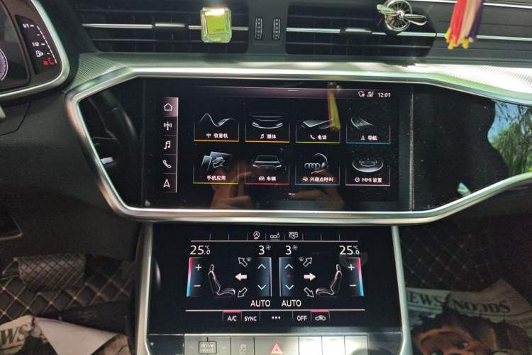 Used Audi A6L 2019 45 TFSI Prestige Dynamic Edition Audio And AC Panel