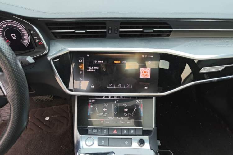 Used Audi A6L 2019 40 TFSI Luxury Dynamic Model Audio And AC Panel