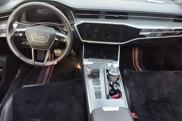 Used Audi A6L 2019 40 TFSI Luxury Dynamic Model Center Console