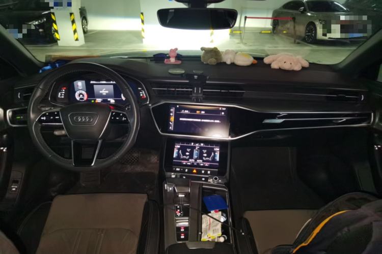 Used Audi A6L 2019 40 TFSI Luxury Dynamic Model Center Console