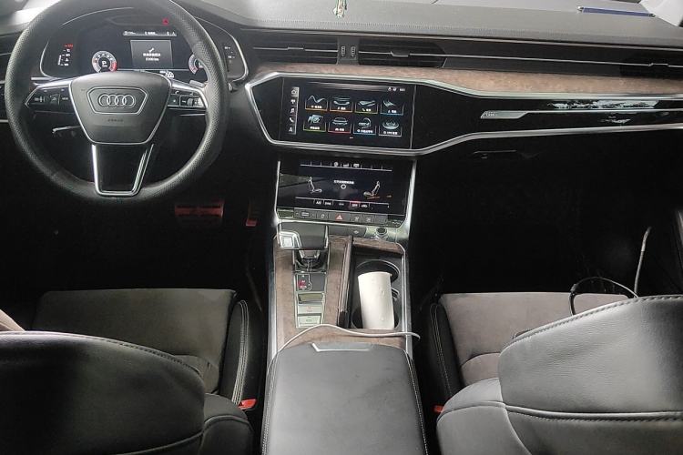 Used Audi A6L 2019 45 TFSI Prestige Dynamic Edition Center Console
