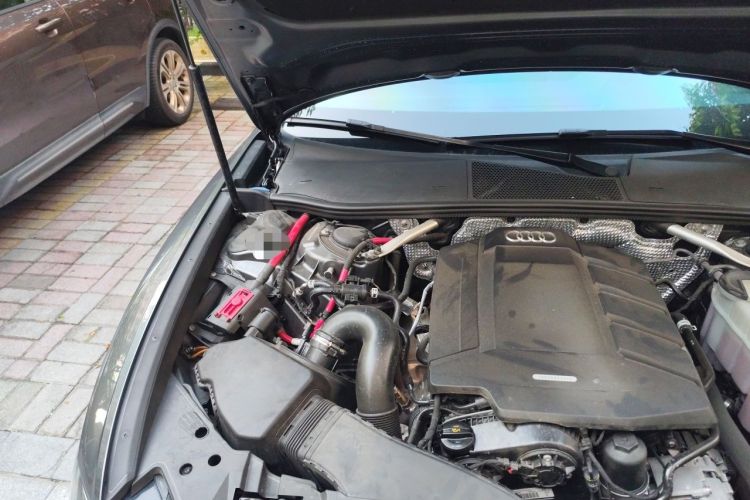 Used Audi A6L 2019 40 TFSI Luxury Dynamic Model Engine Bay Right