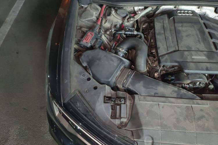 Used Audi A6L 2019 40 TFSI Luxury Dynamic Model Engine Bay Right