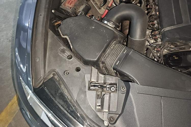 Used Audi A6L 2019 45 TFSI Prestige Dynamic Edition Engine Bay Right