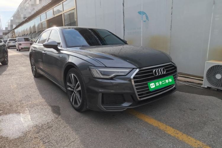 Used Audi A6L 2019 40 TFSI Luxury Dynamic Model Front Right 45 Deg