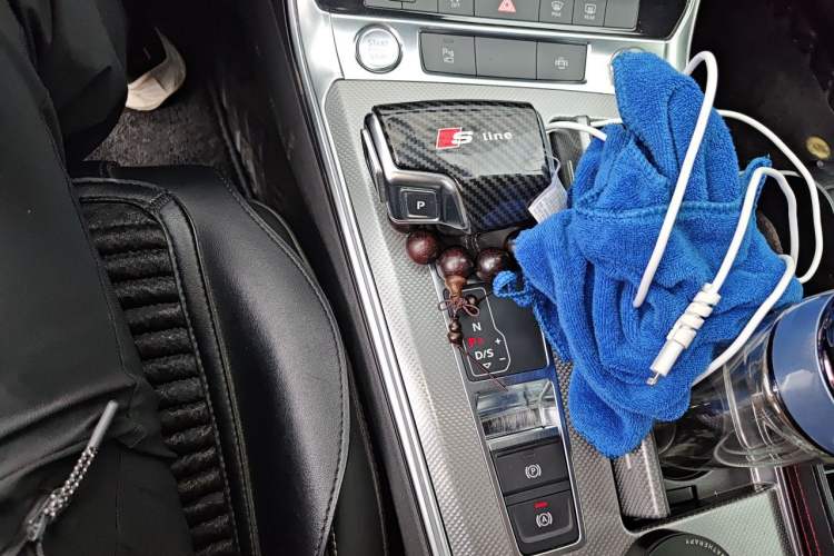 Used Audi A6L 2019 45 TFSI Prestige Dynamic Edition Gear Lever