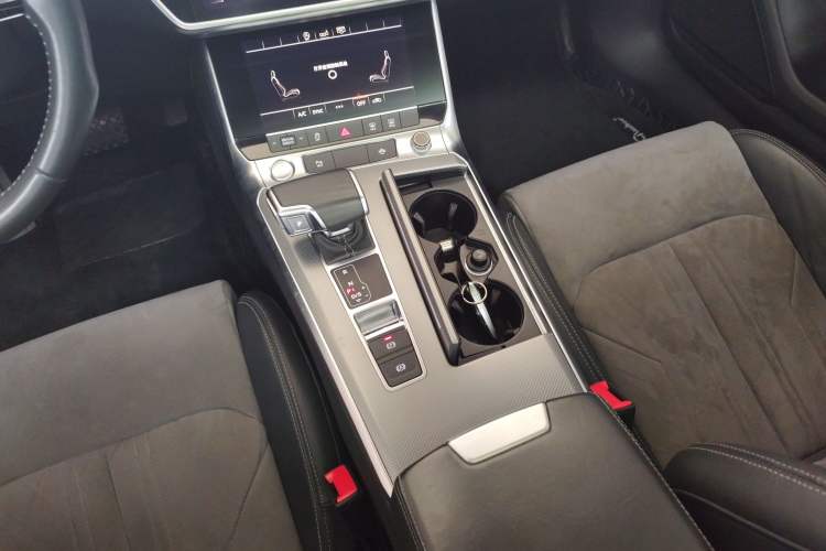 Used Audi A6L 2019 45 TFSI Prestige Dynamic Edition Gear Lever