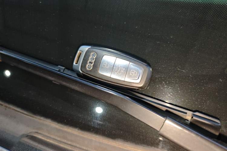 Used Audi A6L 2019 40 TFSI Luxury Dynamic Model Interior 1
