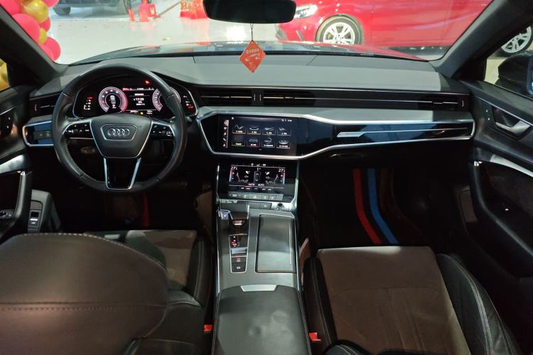 Used Audi A6L 2019 40 TFSI Luxury Dynamic Model Interior 2