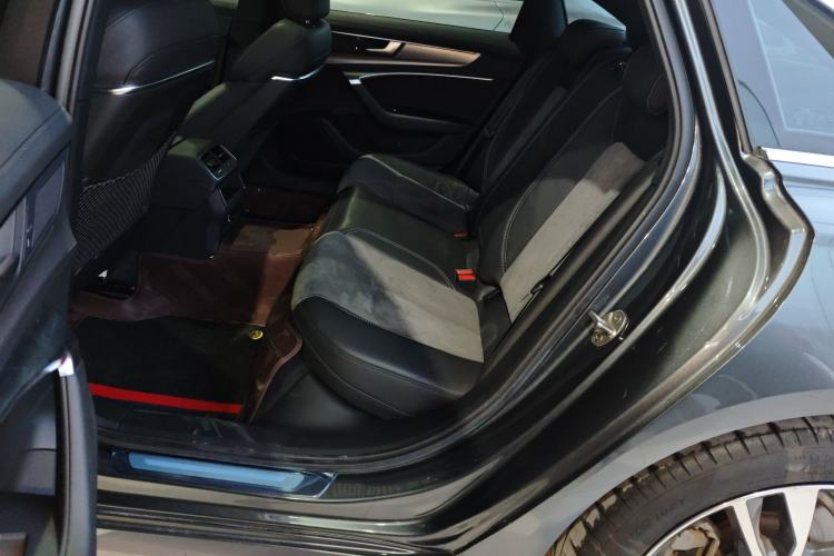 Used Audi A6L 2019 40 TFSI Luxury Dynamic Model Interior 4
