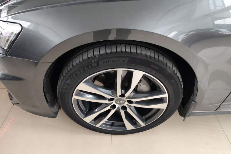 Used Audi A6L 2019 45 TFSI Prestige Dynamic Edition Left Front Wheel Hub