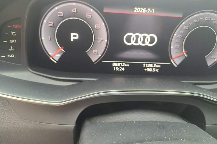Used Audi A6L 2019 45 TFSI quattro Prestige Dynamic Edition Odometer Close Up