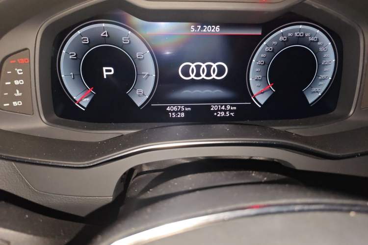 Used Audi A6L 2019 45 TFSI Prestige Dynamic Edition Odometer Close Up