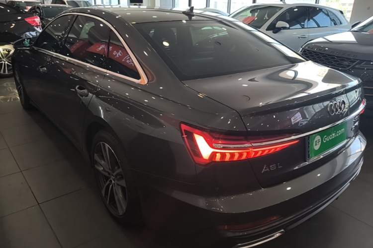 Used Audi A6L 2019 40 TFSI Luxury Dynamic Model Rear Left 45 Deg