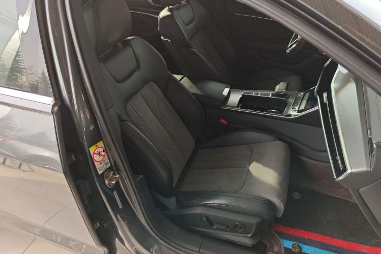 Used Audi A6L 2019 40 TFSI Luxury Dynamic Model Right Front Seat