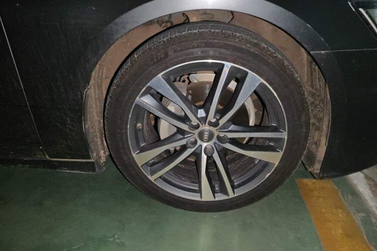 Used Audi A6L 2019 40 TFSI Luxury Dynamic Model Right Front Wheel Hub