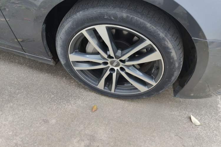 Used Audi A6L 2019 45 TFSI Prestige Dynamic Edition Right Front Wheel Hub
