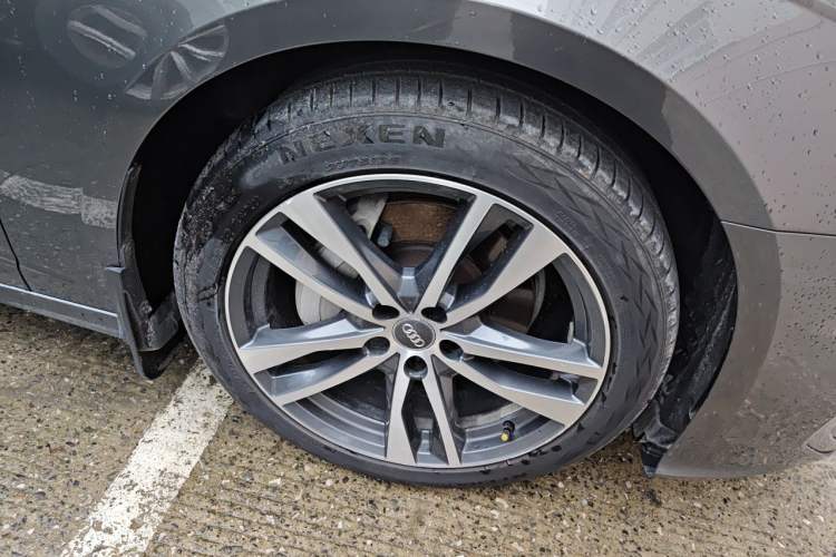 Used Audi A6L 2019 45 TFSI Prestige Dynamic Edition Right Front Wheel Hub