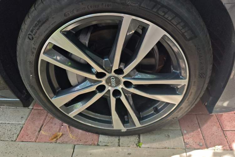 Used Audi A6L 2019 45 TFSI Prestige Dynamic Edition Right Front Wheel Hub