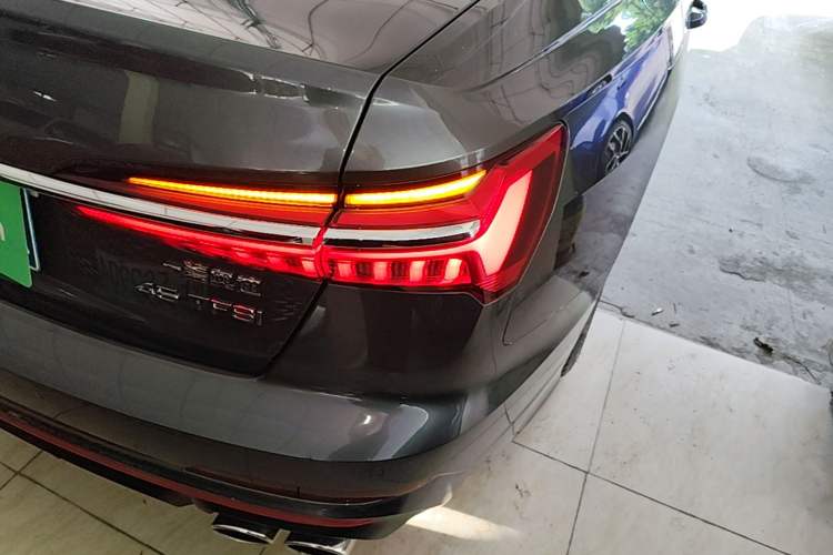 Used Audi A6L 2019 45 TFSI Prestige Dynamic Edition Right Rear Taillight