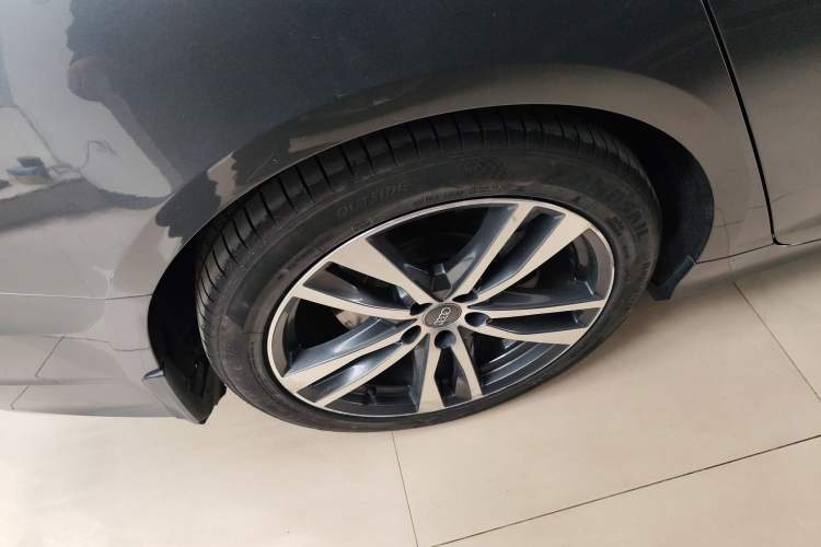 Used Audi A6L 2019 45 TFSI Prestige Dynamic Edition Right Rear Wheel Hub