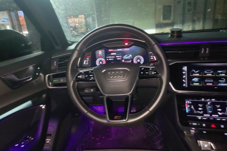 Used Audi A6L 2019 40 TFSI Luxury Dynamic Model Steering Wheel
