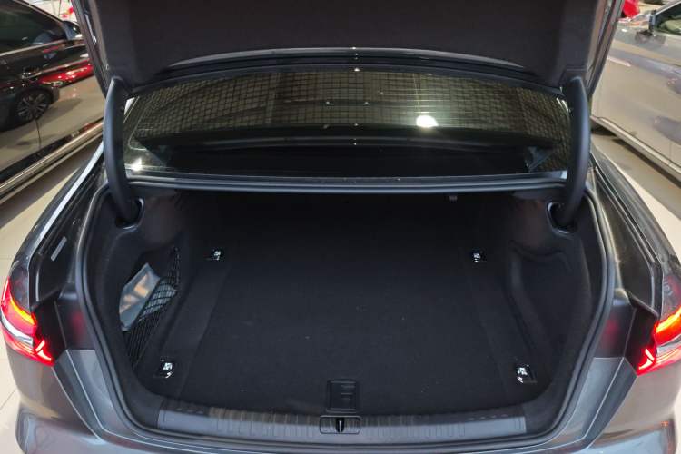 Used Audi A6L 2019 40 TFSI Luxury Dynamic Model Trunk