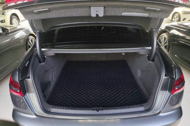 Used Audi A6L 2019 40 TFSI Luxury Dynamic Model Trunk