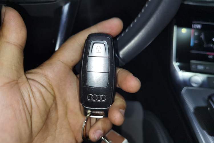 Used Audi A6L 2019 40 TFSI Luxury Dynamic Model Vehicle Key