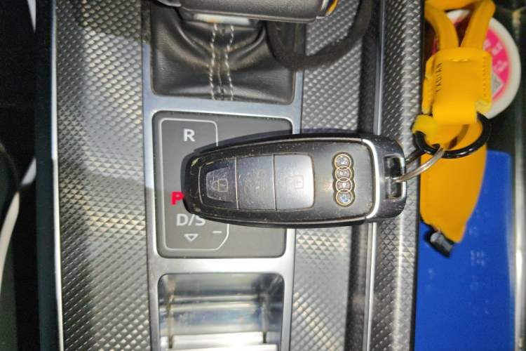 Used Audi A6L 2019 40 TFSI Luxury Dynamic Model Vehicle Key
