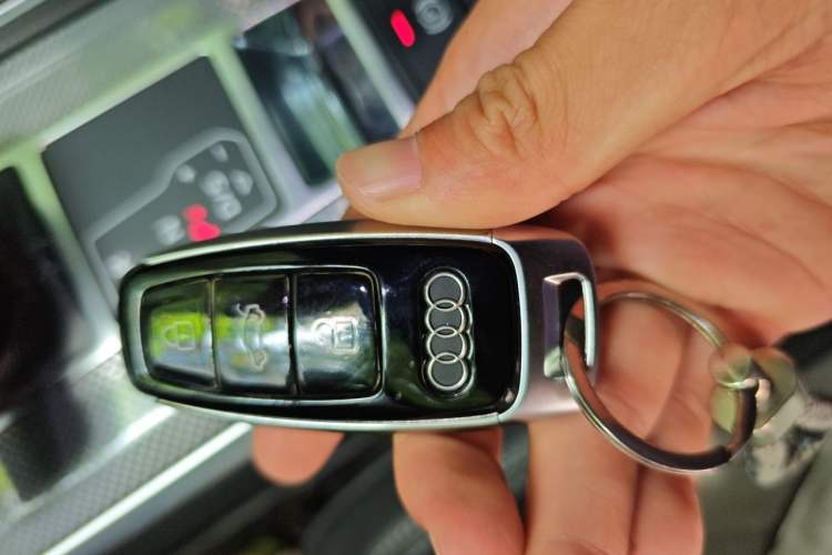 Used Audi A6L 2019 45 TFSI Prestige Dynamic Edition Vehicle Key