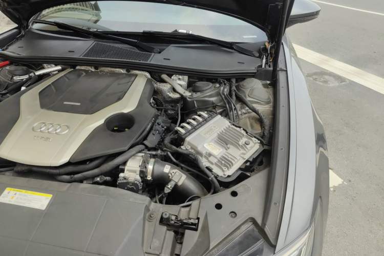 Used Audi A6L 2019 55 TFSI quattro Prestige Dynamic Edition Engine Bay Left