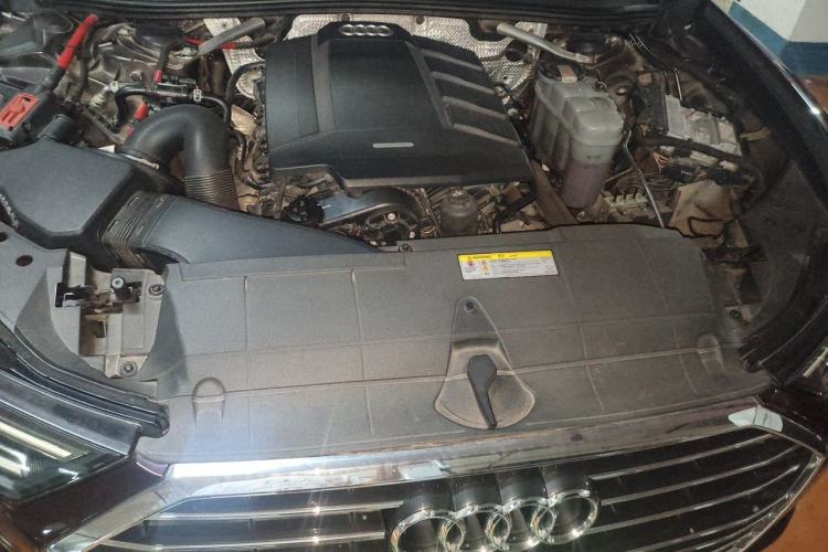 Used Audi A6L 2019 45 TFSI Prestige Elegant Edition Engine Bay