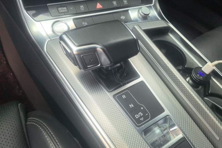 Used Audi A6L 2019 45 TFSI Prestige Dynamic Edition Gear Lever