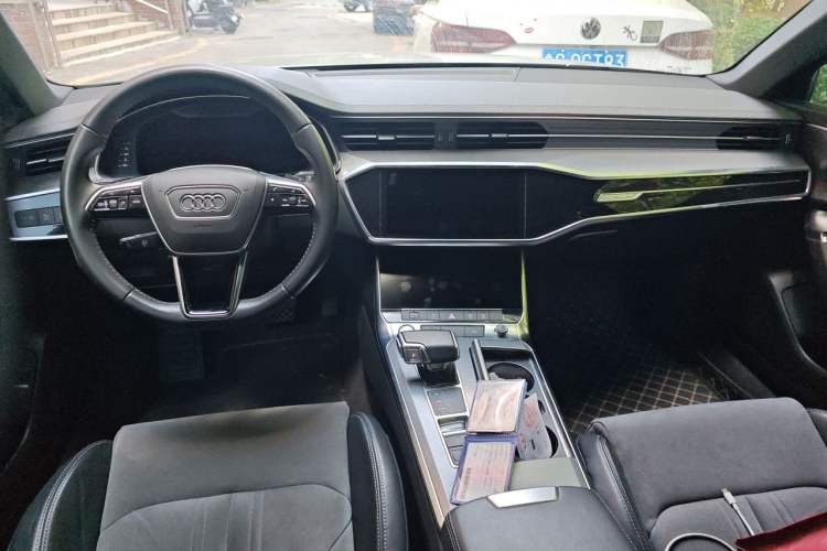 Used Audi A6L 2019 45 TFSI Prestige Dynamic Edition Center Console