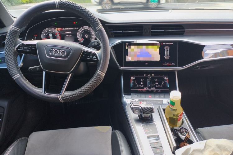 Used Audi A6L 2019 40 TFSI Luxury Dynamic Model Center Console