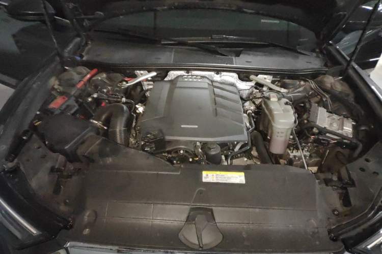 Used Audi A6L 2019 45 TFSI quattro Prestige Dynamic Edition Engine Bay